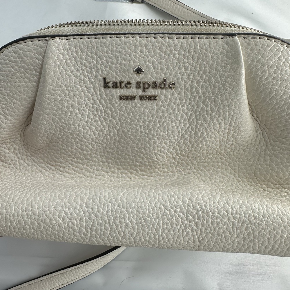 Kate Spade New York Dumpling Pebbled Leather Crossbody In Parchment Color